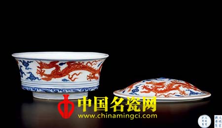 明宣德 青花礬紅龍紋蓋碗