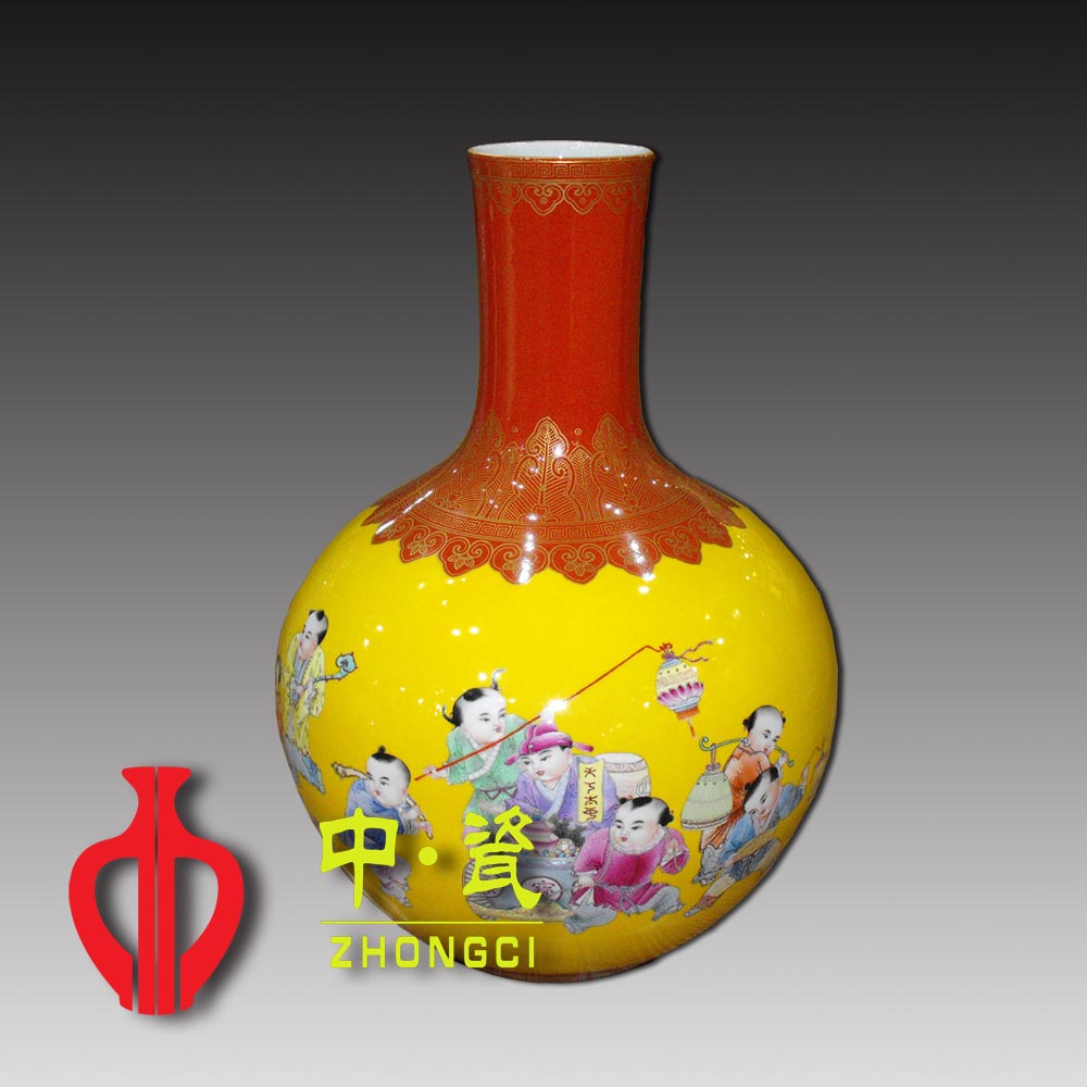 中國名瓷網(wǎng) 高檔粉彩童子瓶