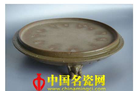 熊足硯