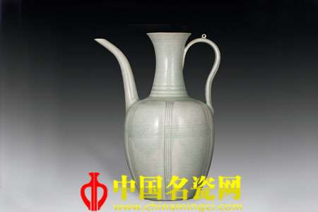執(zhí)壺 