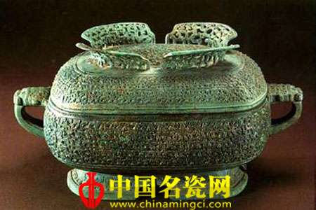 蟠虺紋