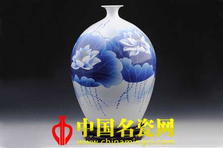 青花的發(fā)色影響的因素