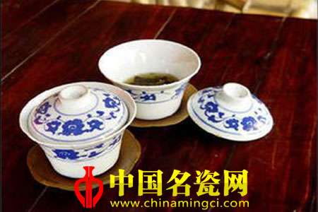 蓋碗與飲茶