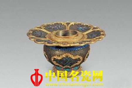 清代景德鎮(zhèn)粉彩的域外特征——琺瑯彩