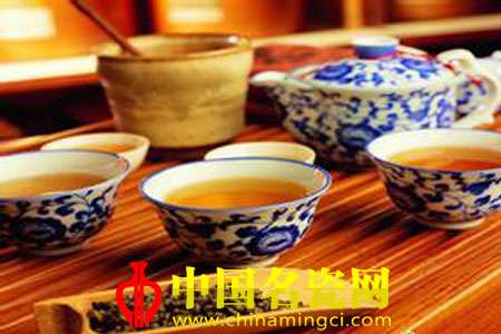 景德鎮(zhèn)陶瓷行業(yè)中的“起手茶”與“留人茶”
