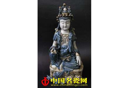 論景德鎮(zhèn)陶瓷雕塑藝術(shù)的現(xiàn)狀及發(fā)展方向（一）