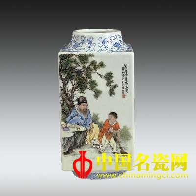 粉彩人物紋琮式瓶