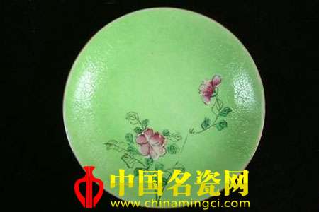 粉彩軋道瓷：瓷中奇葩