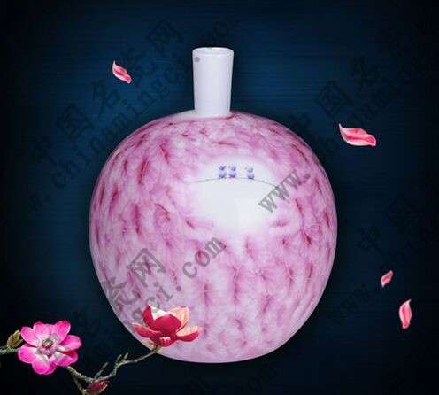 片片紅葉，手指傳情——王國華之手指畫