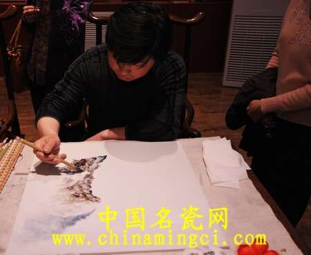 王昌彪瓷藝丹青狀山水