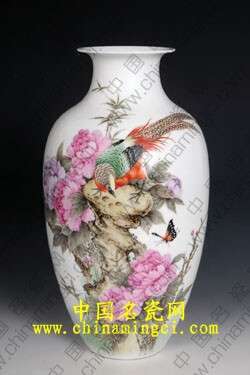 汪宏亮花鳥瓷畫的筆情墨趣
