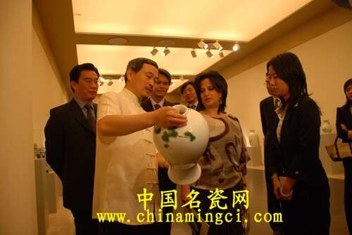 現(xiàn)當(dāng)代藝術(shù)品投資需謹(jǐn)慎
