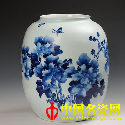 徐國琴 青花牡丹瓶