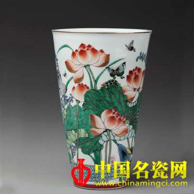 戴玉梅 夏滿(mǎn)池塘　古彩瓷瓶
