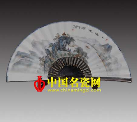淺談幾種粉彩雪景的裝飾特色