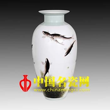 躍清波