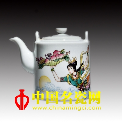 馮金玲 麻姑獻(xiàn)壽?粉彩茶壺