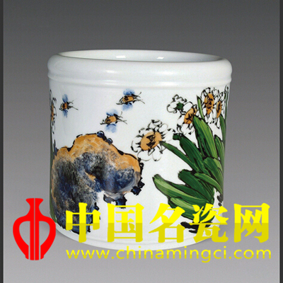涂翼報(bào) 釉上彩“清香圖”筆筒