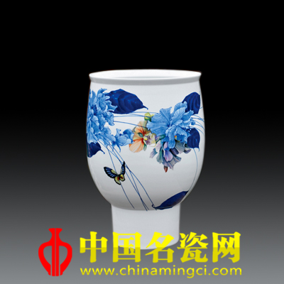 張學(xué)文 青花斗彩瓷瓶 