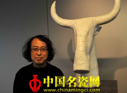 繼承傳統(tǒng)、敢于創(chuàng)新——朱樂耕