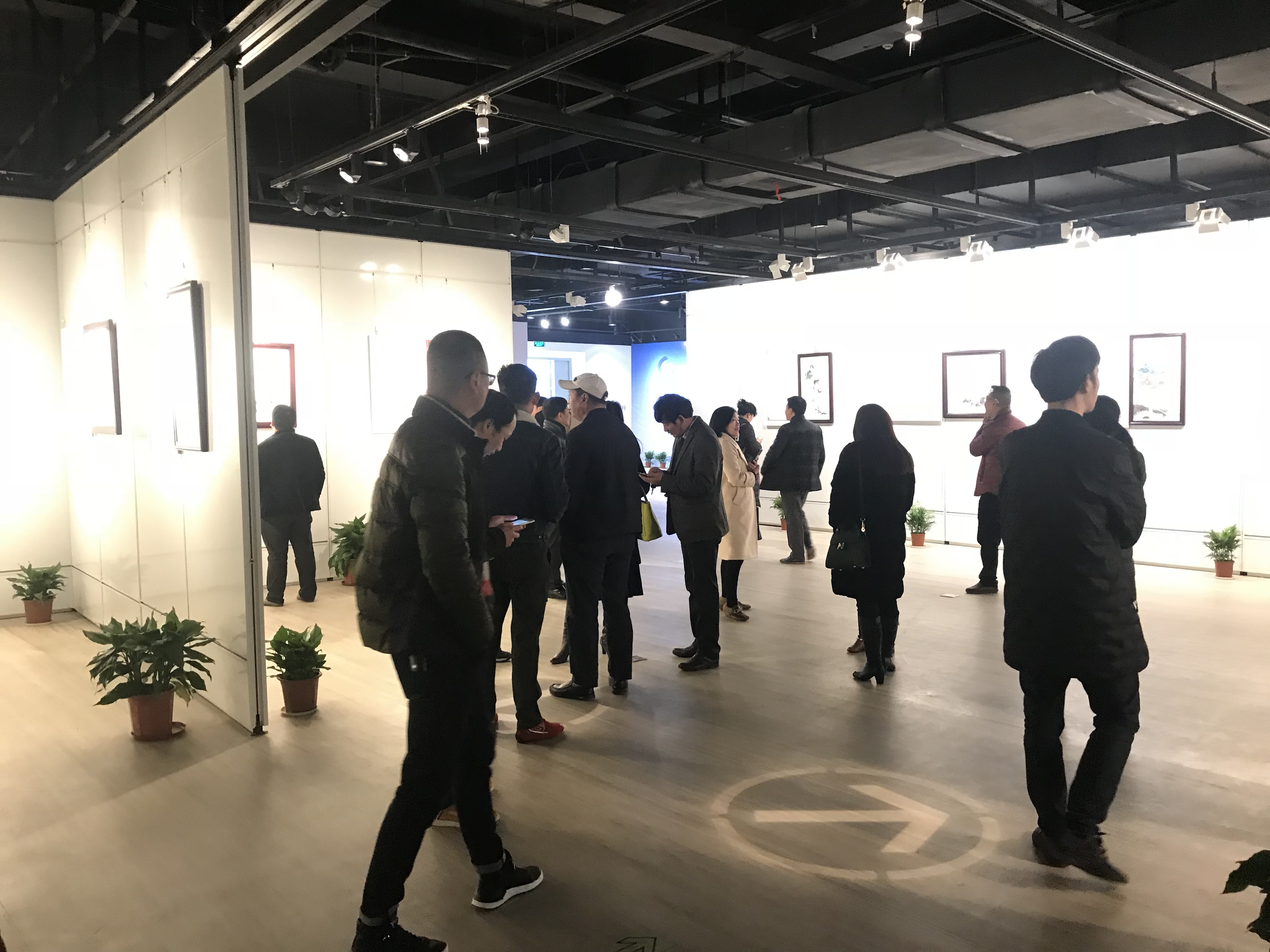 詩逢盛世·瓷放異彩