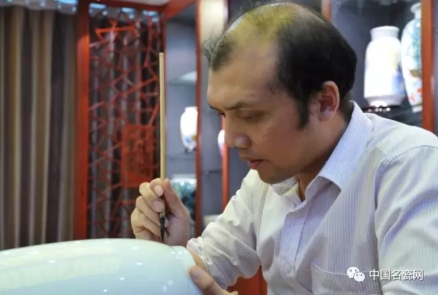 中瓷特聘瓷藝家——鄒達(dá)懷