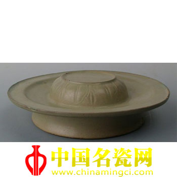建甌窯盞托