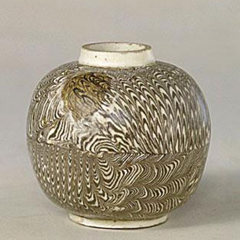 當(dāng)陽(yáng)峪窯絞胎罐