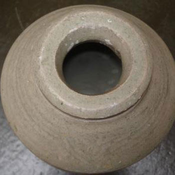 宋代歐窯罐